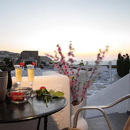 Iliovasilema Santorini Otel