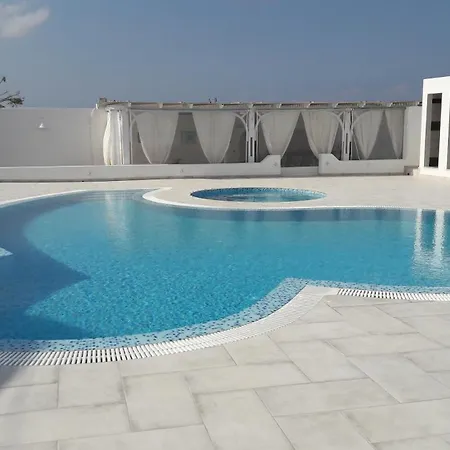 ホテル Iliovasilema Santorini 3*